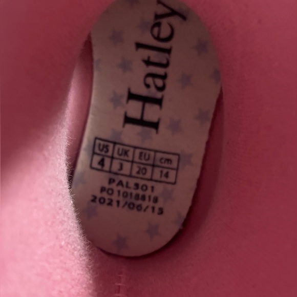 Hatley rain boots girls size 4 - Hatley Rain Boots - Shiny Twinkle Unicorns - Picture 3 of 4
